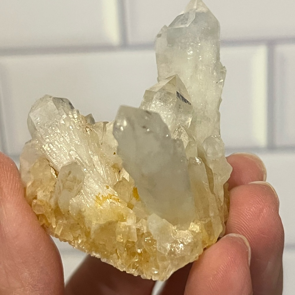 White Pineapple Quartz - Picture 4 of 4
